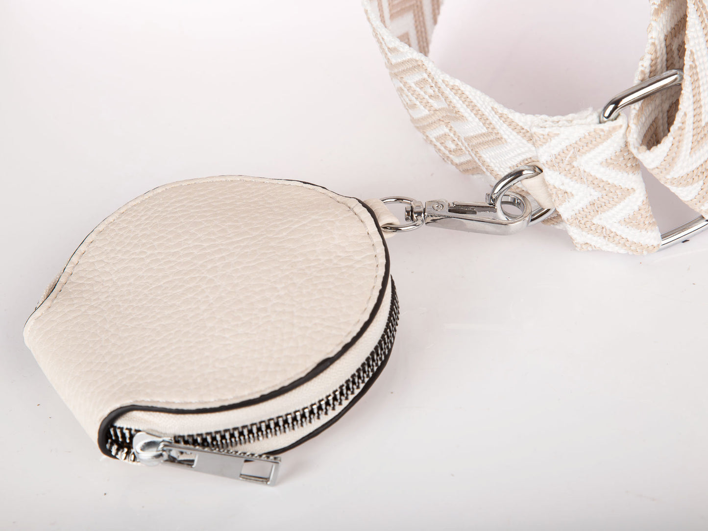 d0b74d78cadc6e5e3653fc3e146cb7ea