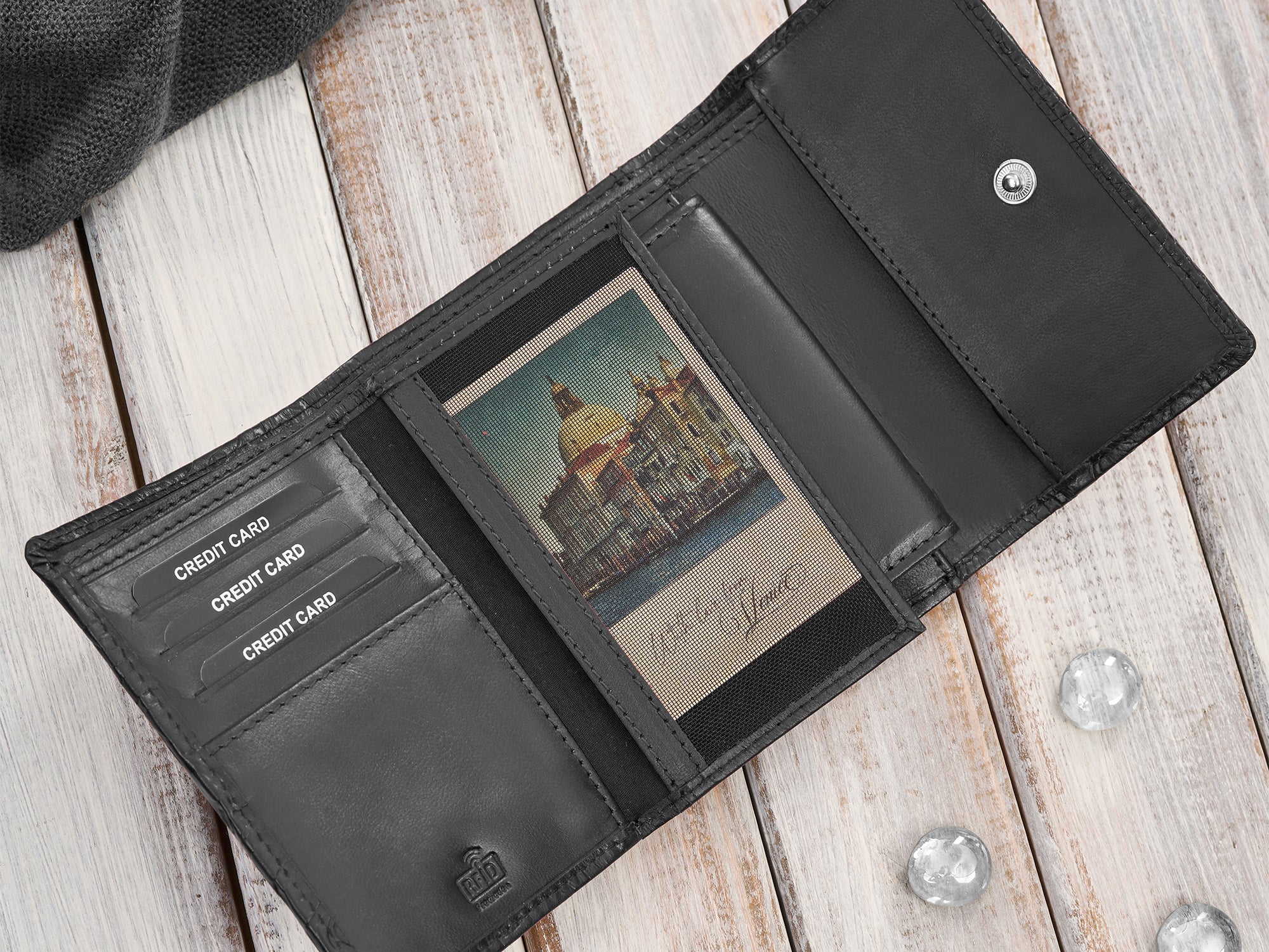 e05ecd783e54e9ecaebcd31d0d22eabc