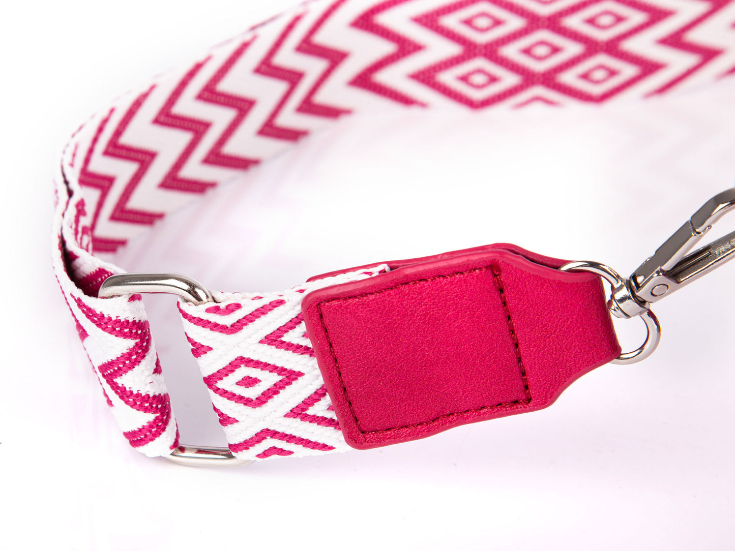 2438da409e069fb1006aac87df21c44d