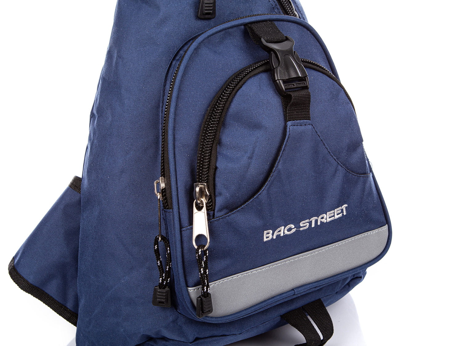 8967a77395de3d69b8e29b9f443921dd