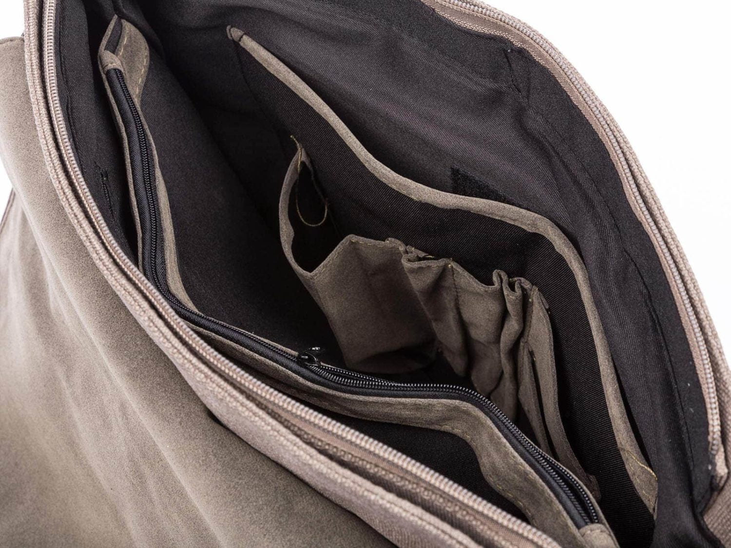 589097edc4c54ce6925f91acce26a9f9