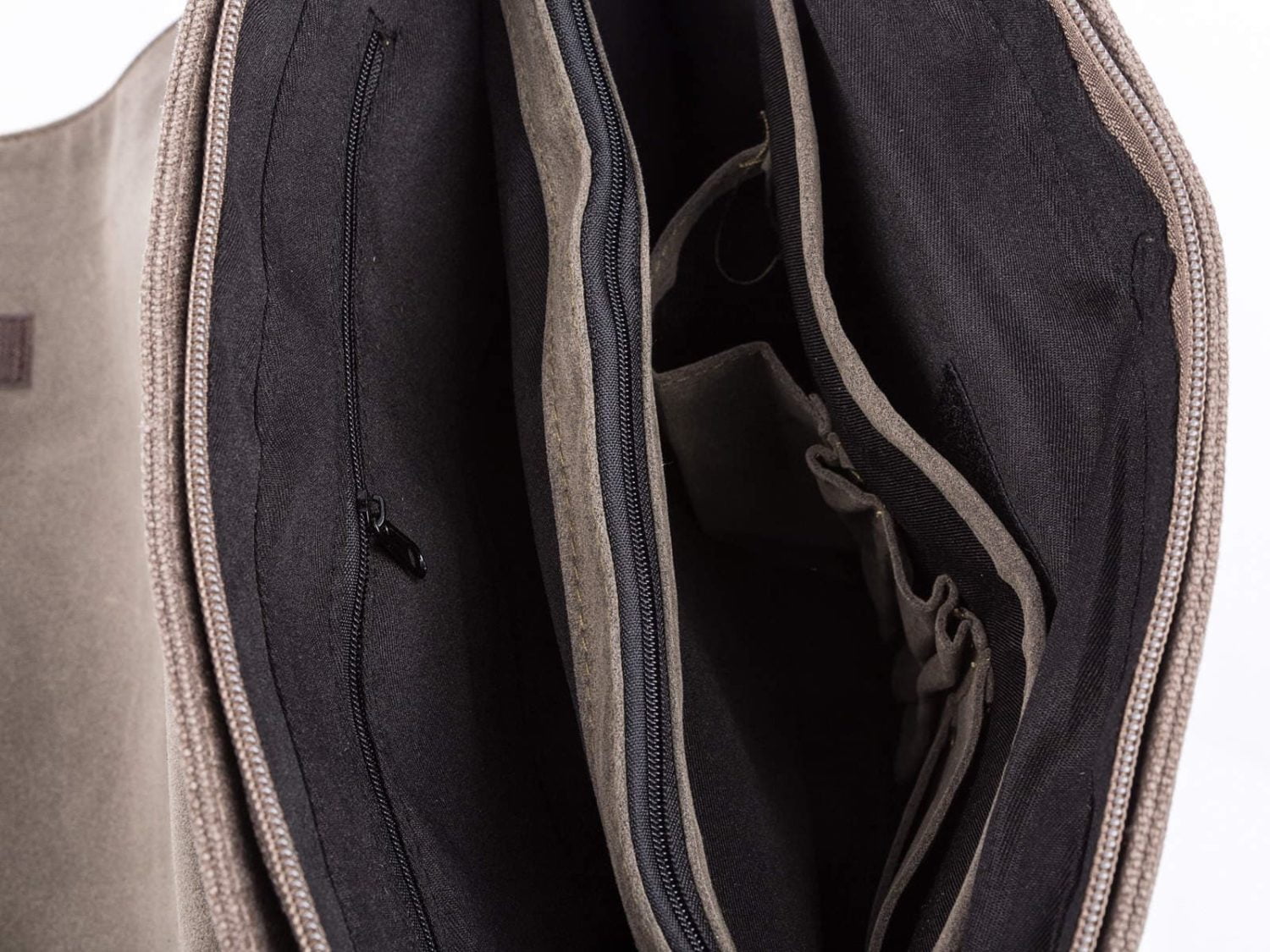 1913aea01c89a588d69b7a93a5a3998e