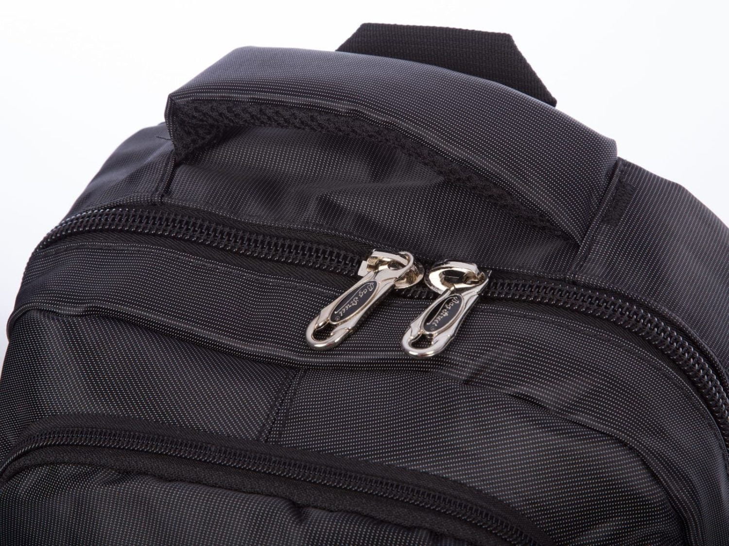 84d497dfff07bfcc99f31d61500146c7